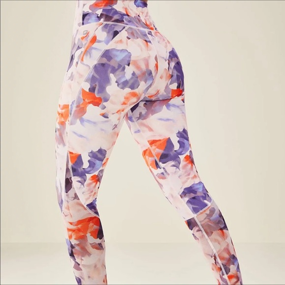 Fabletics XS leggings - Picture 3 of 3